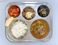 9월 3일 (화) 점심 급식사진 :: 급식 소식 :: 예일초등학교 예일초등학교 :: 급식 소식 :: 9월 3일 (화) 점심 급식사진