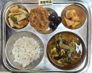 9월 27일 (금) 점심 급식사진 :: 급식 소식 :: 인천산곡초등학교 인천산곡초등학교 :: 급식 소식 :: 9월 27일 (금) 점심 급식사진