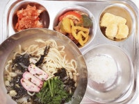 단호박카스테라인절미) :: 급식 소식 :: 대전태평초등학교 대전태평초등학교 :: 급식 소식 :: 10월2일(쌀밥. 우리밀숙성우동. 오렌지뽀요아사도... 