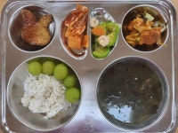 10월 7일 (월) 점심 급식사진 :: 급식 소식 :: 목포이로초등학교 목포이로초등학교 :: 급식 소식 :: 10월 7일 (월) 점심 급식사진