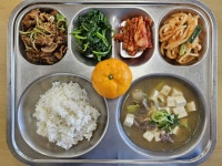 12월 10일 급식사진입니다. :: 급식 소식 :: 웅촌중학교 웅촌중학교 :: 급식 소식 :: 12월 10일 급식사진입니다.