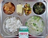 12월 13일 (금) 점심 급식사진 :: 급식 소식 :: 서울강일초등학교 서울강일초등학교 :: 급식 소식 :: 12월 13일 (금) 점심 급식사진