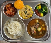 12월 12일 (목) 점심 급식사진 :: 급식 소식 :: 도창초등학교 도창초등학교 :: 급식 소식 :: 12월 12일 (목) 점심 급식사진