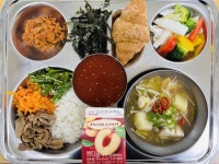 12월 18일 (수) 점심 급식사진 :: 급식 소식 :: 거학초등학교 거학초등학교 :: 급식 소식 :: 12월 18일 (수) 점심 급식사진