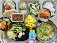 3월 14일 (금) 점심 급식사진 :: 급식 소식 :: 개금여자중학교 개금여자중학교 :: 급식 소식 :: 3월 14일 (금) 점심 급식사진