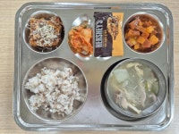 3월 31일 (월) 점심 급식사진 :: 급식 소식 :: 목포애향중학교 목포애향중학교 :: 급식 소식 :: 3월 31일 (월) 점심 급식사진