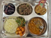 4월 7일 (월) 점심 급식사진 :: 급식 소식 :: 고운중학교 고운중학교 :: 급식 소식 :: 4월 7일 (월) 점심 급식사진
