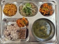 4월 8일 (화) 점심 급식사진 :: 급식 소식 :: 고운중학교 고운중학교 :: 급식 소식 :: 4월 8일 (화) 점심 급식사진