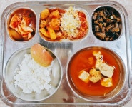 4월 22일 (화) 점심 급식사진 :: 급식 소식 :: 한광여자중학교 한광여자중학교 :: 급식 소식 :: 4월 22일 (화) 점심 급식사진