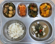 25.04.25.(금) :: 급식 소식 :: 김해대곡중학교 김해대곡중학교 :: 급식 소식 :: 25.04.25.(금)