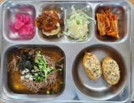 4월 25일 (금) 점심 급식사진 :: 급식 소식 :: 현서고등학교 현서고등학교 :: 급식 소식 :: 4월 25일 (금) 점심 급식사진