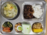 5월 2일 (금) 점심 급식사진 :: 급식 소식 :: 진도국악고등학교 진도국악고등학교 :: 급식 소식 :: 5월 2일 (금) 점심 급식사진