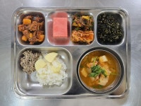 5월 19일 (월) 점심 급식사진 :: 급식 소식 :: 형남중학교 형남중학교 :: 급식 소식 :: 5월 19일 (월) 점심 급식사진