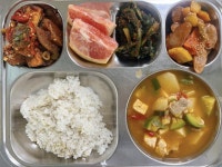 5월 19일 (월) 점심 급식사진 :: 급식 소식 :: 화성동화중학교 화성동화중학교 :: 급식 소식 :: 5월 19일 (월) 점심 급식사진