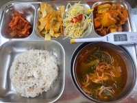 5월 23일 (금) 점심 급식사진 :: 급식소식 :: 서초문화예술정보학교 서초문화예술정보학교 :: 급식소식 :: 5월 23일 (금) 점심 급식사진