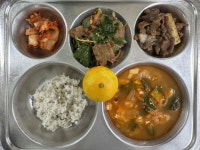 6월 10일 (화) 점심 급식사진 :: 급식 소식 :: 청석초등학교 청석초등학교 :: 급식 소식 :: 6월 10일 (화) 점심 급식사진