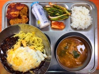 6월 13일 (금) 점심 급식사진 :: 급식 소식 :: 신라공업고등학교 신라공업고등학교 :: 급식 소식 :: 6월 13일 (금) 점심 급식사진