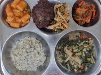 6월 23일 (월) 점심 급식사진 :: 급식 소식 :: 사남초등학교 사남초등학교 :: 급식 소식 :: 6월 23일 (월) 점심 급식사진