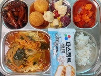 6월 30일 (월) 점심 급식사진 :: 급식소식 :: 항동중학교 항동중학교 :: 급식소식 :: 6월 30일 (월) 점심 급식사진