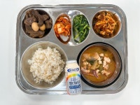 7월 1일 (화) 점심 급식사진 :: 급식 소식 :: 제주대학교사범대학부설고등학교 제주대학교사범대학부설고등학교 :: 급식 소식 :: 7월 1일 (화) 점심... 