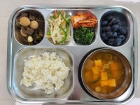 7월 14일 (월) 점심 급식사진 :: 급식 소식 :: 안평초등학교 안평초등학교 :: 급식 소식 :: 7월 14일 (월) 점심 급식사진