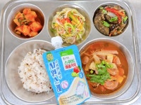 7월 17일 (목) 점심 급식사진 :: 급식소식 :: 경은학교 경은학교 :: 급식소식 :: 7월 17일 (목) 점심 급식사진