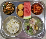 7월 18일 (금) 점심 급식사진 :: 급식 소식 :: 한뫼초등학교 한뫼초등학교 :: 급식 소식 :: 7월 18일 (금) 점심 급식사진