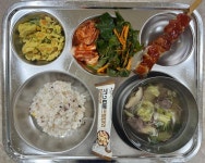 9월 15일(월) :: 급식 소식 :: 천안삼거리초등학교 천안삼거리초등학교 :: 급식 소식 :: 9월 15일(월)