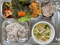 10월 1일 (수) 점심 급식사진 :: 급식 소식 :: 홍익대학교사범대학부속중학교 홍익대학교사범대학부속중학교 :: 급식 소식 :: 10월 1일 (수) 점심... 