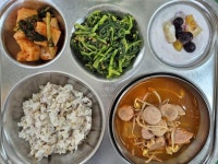 12월 11일(목) :: 급식 소식 :: 신탄진용정초등학교 신탄진용정초등학교 :: 급식 소식 :: 12월 11일(목)