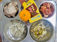 12월 16일 (화) 점심 급식사진 :: 급식 소식 :: 여흥초등학교 여흥초등학교 :: 급식 소식 :: 12월 16일 (화) 점심 급식사진