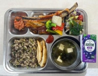 12.24(수) 조중(메리크리스마스) :: 급식 소식 :: 주산산업고등학교 주산산업고등학교 :: 급식 소식 :: 12.24(수) 조중(메리크리스마스)