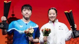 신유빈-임종훈, 사상 첫 왕중왕전 우승…3:0 완벽 승리 | TVING