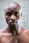 Portrait of a young bodybuilder in front of the camera in the crossfit gym | 유토이미지 | 상세페이지 | 베이직샵 | 사진 | 19851912