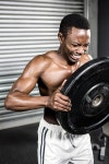 Shirtless man holding heavy weight at the crossfit gym | 유토이미지 | 상세페이지 | 베이직샵 | 사진 | 20012822