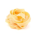 유토이미지 | Italian pasta fettuccine nest isolated on white