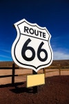 Route 66 road sign in Arizona under blue sky USA | 유토이미지 | 상세페이지 | 베이직샵 | 사진 | 19679015
