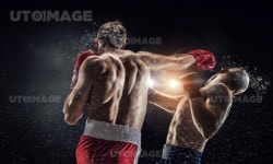 유토이미지 | Two strong fighters outdoor demonstrating ultimate fighting