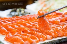 유토이미지 | 송어회