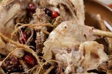 유토이미지 | 한방닭백숙