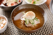 유토이미지 | 물냉면