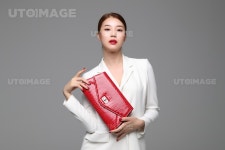 유토이미지 | 스타일리쉬우먼 241