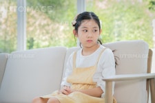 유토이미지 | 엄마와 딸들 061