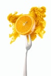 half of orange on fork and yellow ink isolated on white | 유토이미지 | 상세페이지 | 베이직샵 | 사진 | 21315740