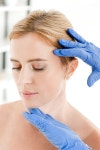 cropped view of dermatologist examining skin of patient in clinic | 유토이미지 | 상세페이지 | 베이직샵 | 사진 | 21405934