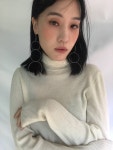 [Momentel jewelry모멘텔쥬얼리]실 선 귀걸이 [W CONCEPT]