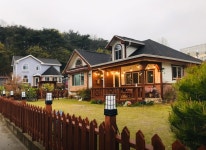 넓은 잔디정원이 있는 독채 숙소 | 경주 승승하우스, 경상 - 여기어때 특가