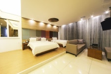 익산 드라이브 H호텔, 익산·익산터미널·익산역, 전북 - 여기어때 특가