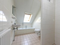 Semi-detached house with a dishwasher, at 9 km van Slagharen, 레에제르베엔, 네덜란드 - 여기어때 특가