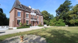 Bed & Breakfast au Chateau de Martinsart chez Dominique et Catherine, 메닐-마흐탕사흐, 프랑스 - 여기어때 특가